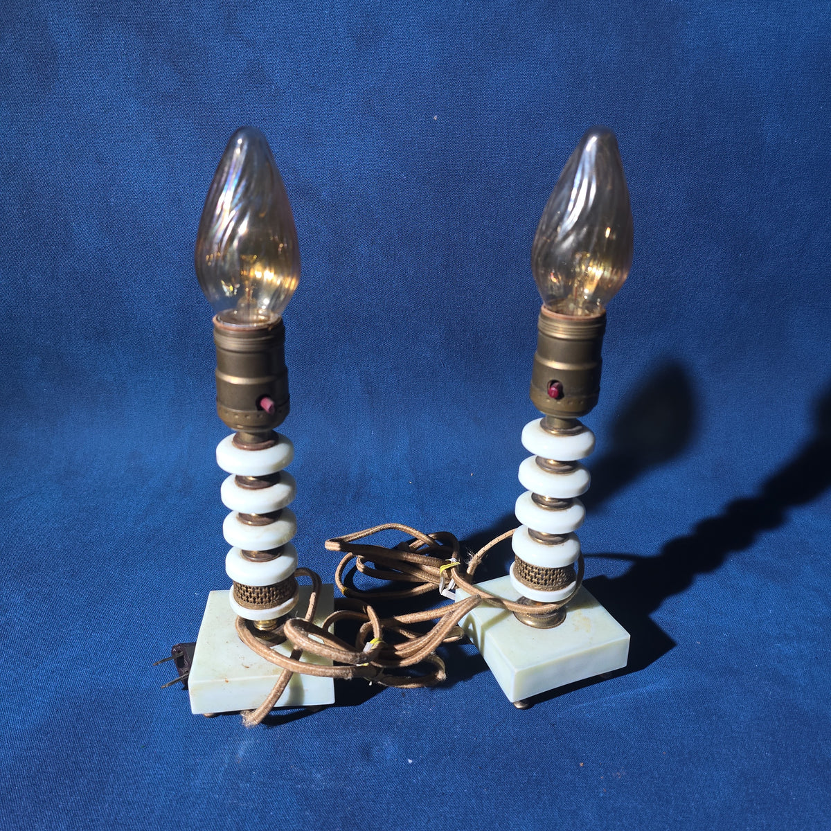 Pair of Vintage Art Deco Uranium Glass Boudoir Lamps with Stacked Disc Stems and Square Bases