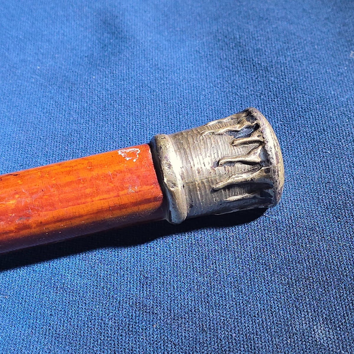 Antique Wooden Walking Cane with Sterling Silver Icicle Motif Knob Handle, Marked T.F.S. & Co. Sterling