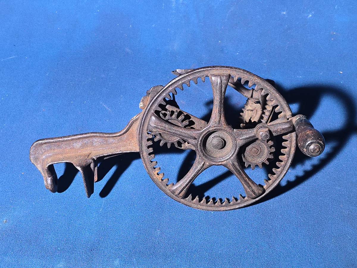 Antique Cast Iron Apple Peeler with Wooden Handle