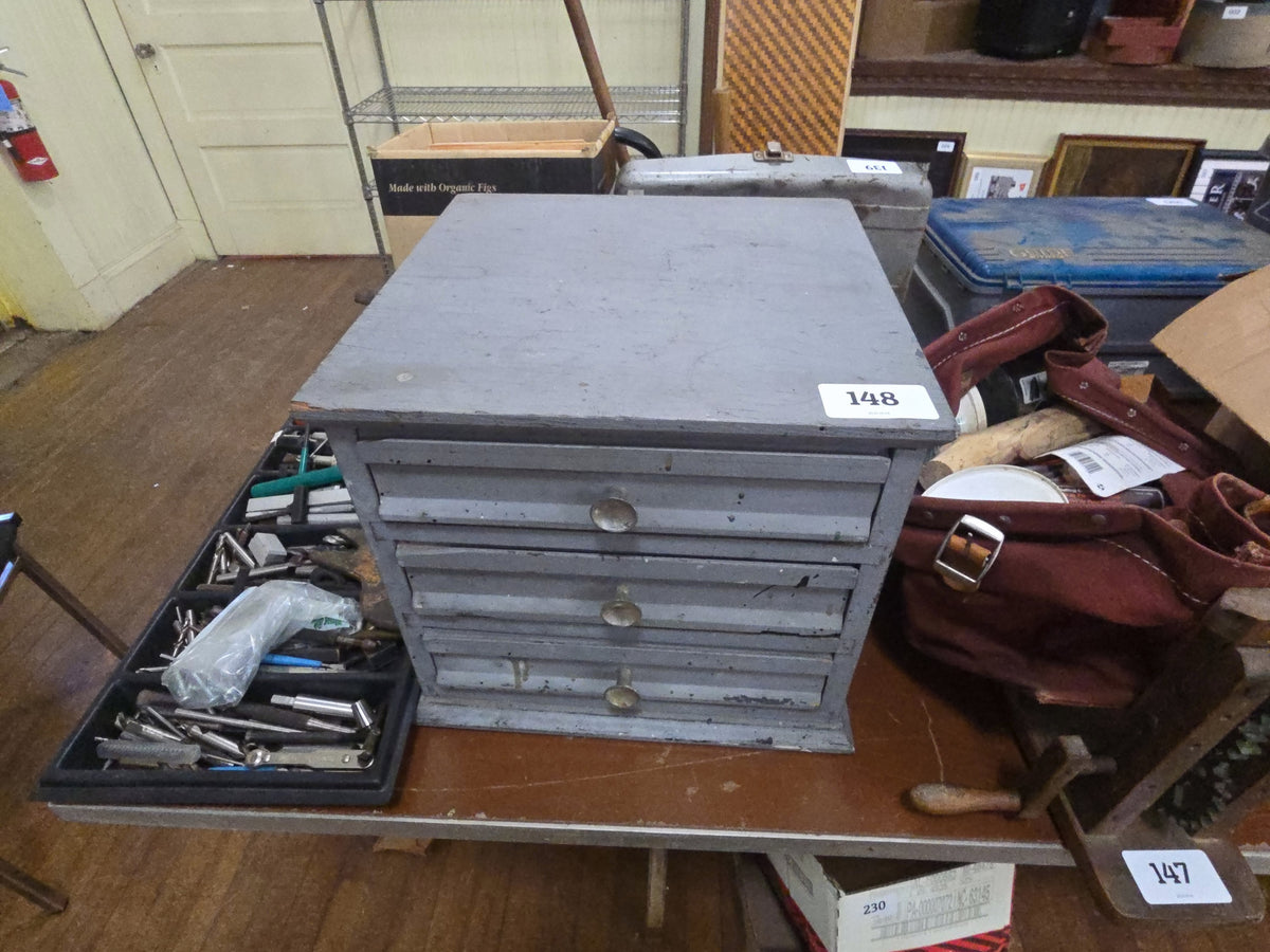wooden gray chest of drawers