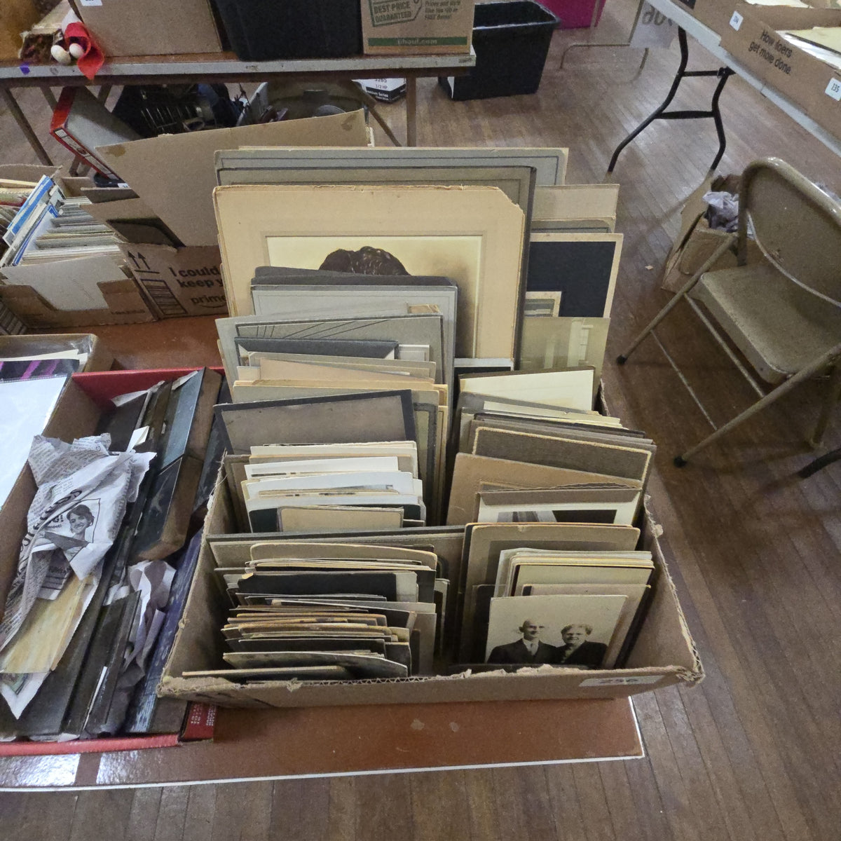 box lot of Photography including cabinet cards and more