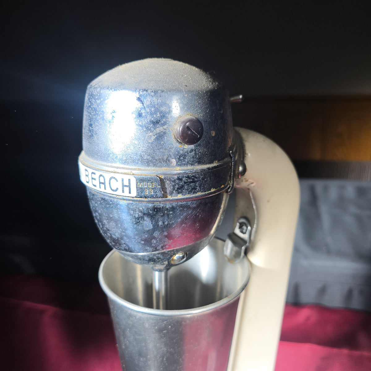 Vintage Hamilton Beach Model 33 Milkshake Mixer with Cup
