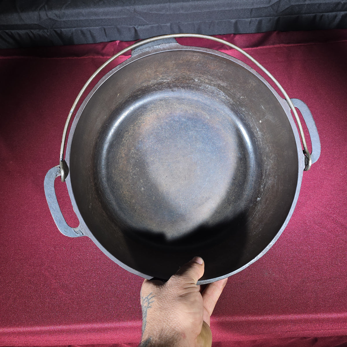 Vintage Vollrath Ware No. 65 Cast Iron Dutch Oven with Lid and Bail Handle