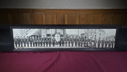 Antique Framed Panoramic Photograph of Hugh De Payens Commandery No. 20, Melrose, Massachusetts, 32nd Triennial Conclave, Knights Templar, Denver, Colorado, August 1913, Photographed by Mile High Photo Co.
