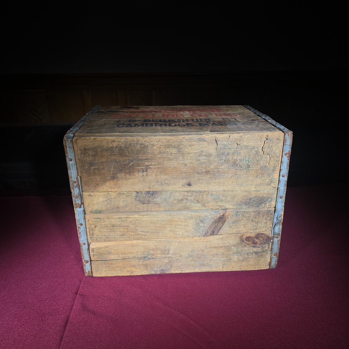 Vintage Wooden Advertising Beverage Crate, Cambridge Bottling Co. Inc., Berkshire Quality Beverages, Cambridge, Massachusetts