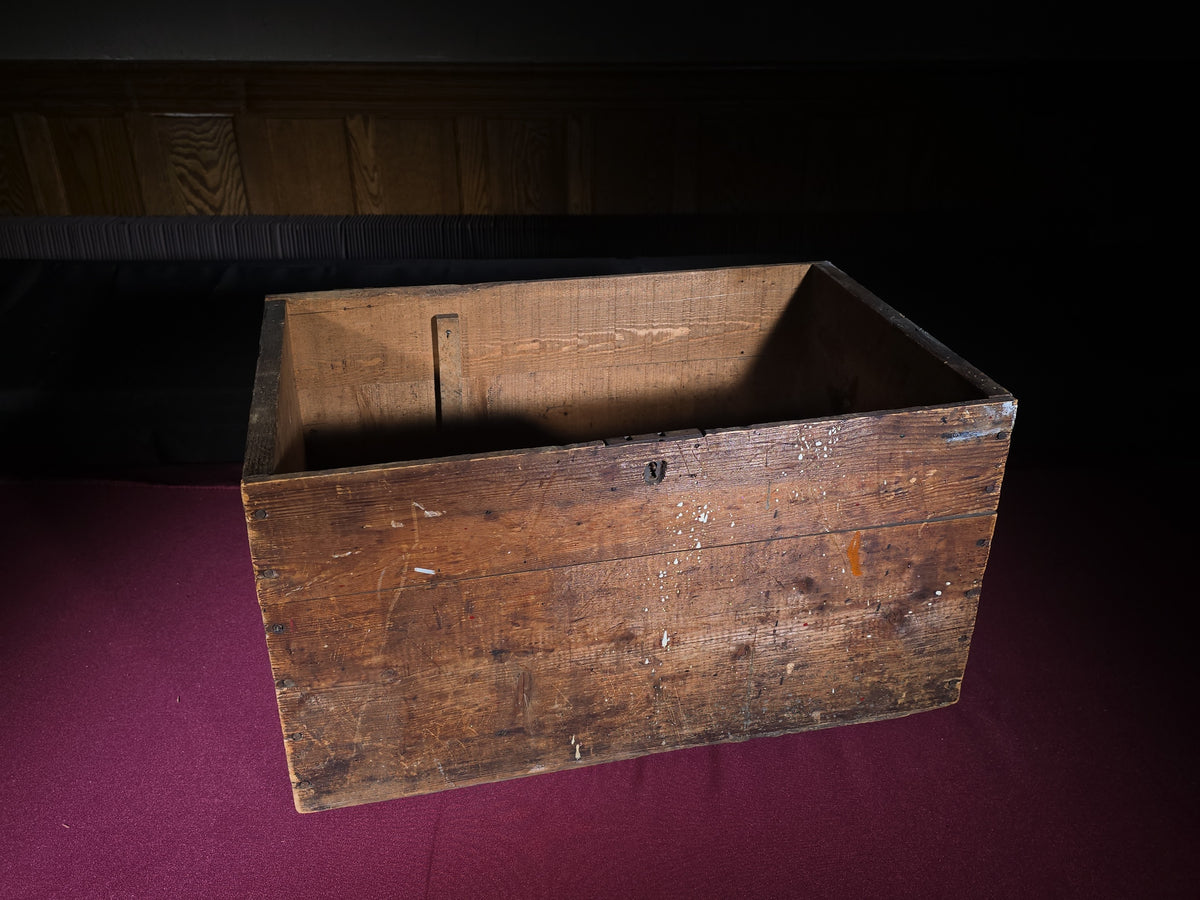 Antique Austin, Young & Co. Fine Biscuit Advertising Wooden Crate, Boston, Massachusetts