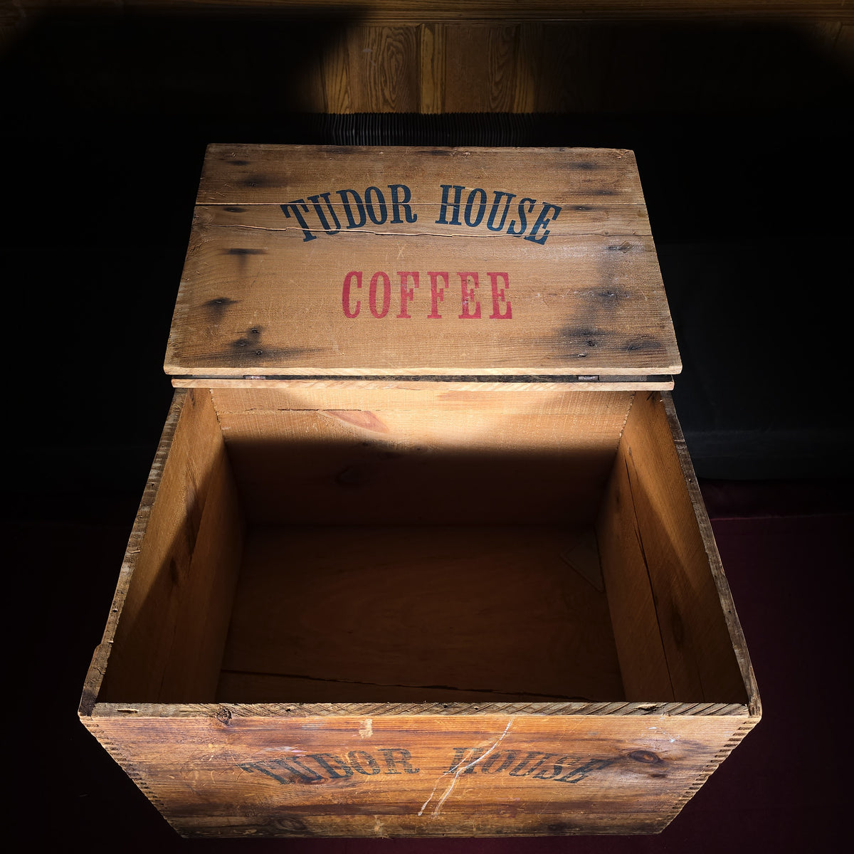 Vintage Tudor House Coffee Wooden Advertising Crate with Lid