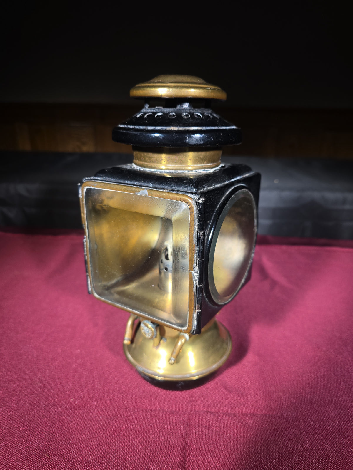 Pair of Antique Automobile Side Lamps with Beveled Glass, Manufactured by E. & J. (Edmund & Jones), Detroit, Michigan, Patented 1908