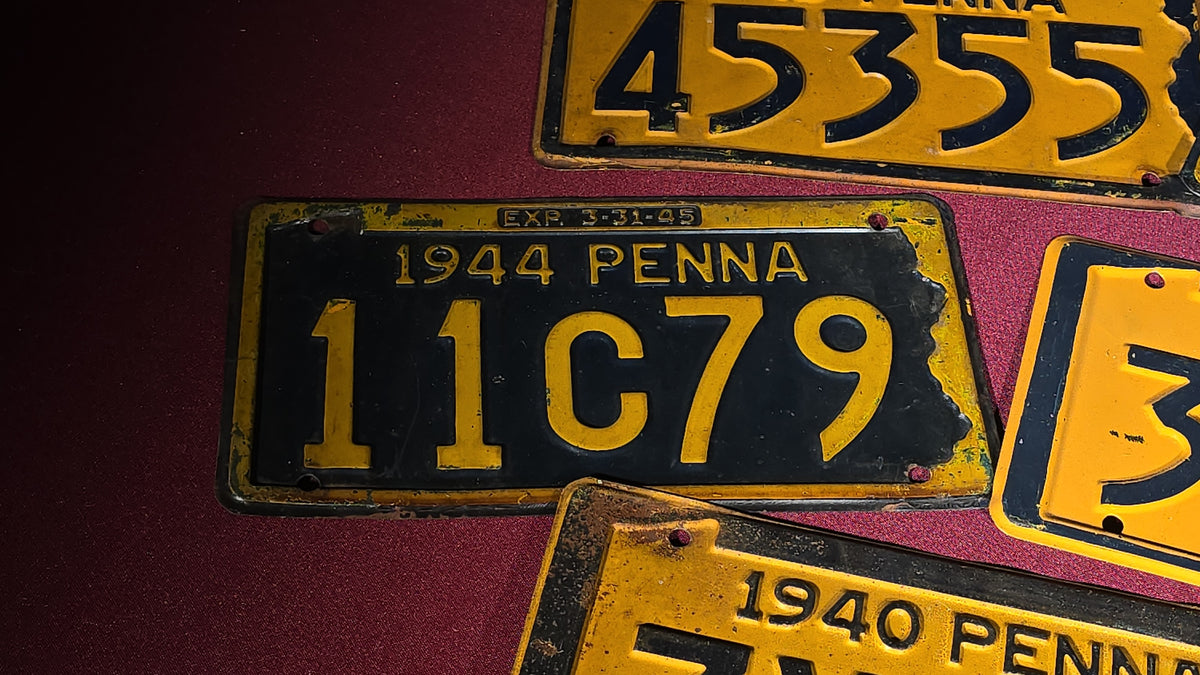 Grouping of 10 Antique 1940s Pennsylvania License Plates including a Matched Pair, 1940–1948