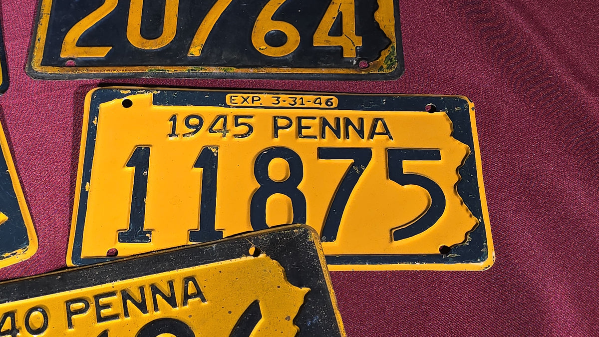 Grouping of 10 Antique 1940s Pennsylvania License Plates including a Matched Pair, 1940–1948