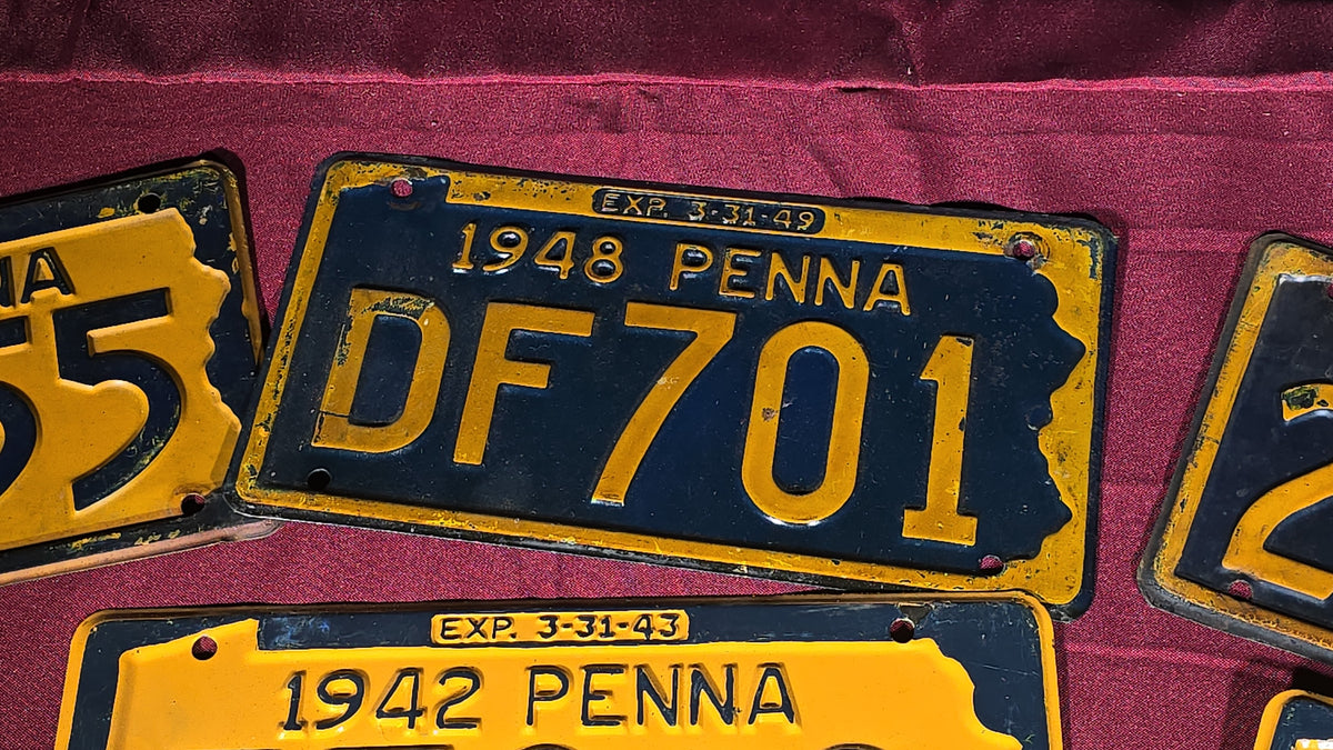 Grouping of 10 Antique 1940s Pennsylvania License Plates including a Matched Pair, 1940–1948