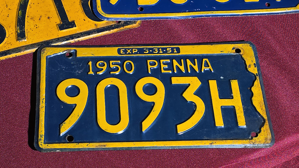 Grouping of 18 Vintage 1950s Pennsylvania License Plates
