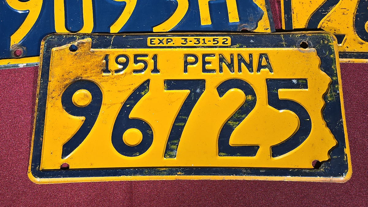 Grouping of 18 Vintage 1950s Pennsylvania License Plates