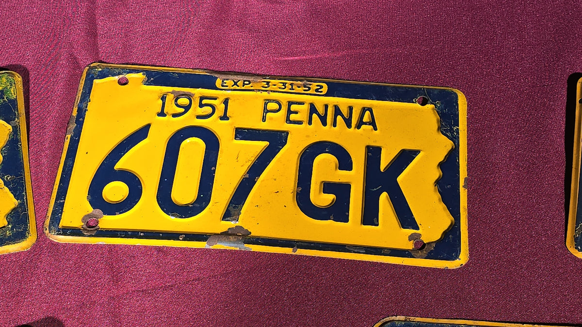 Grouping of 18 Vintage 1950s Pennsylvania License Plates