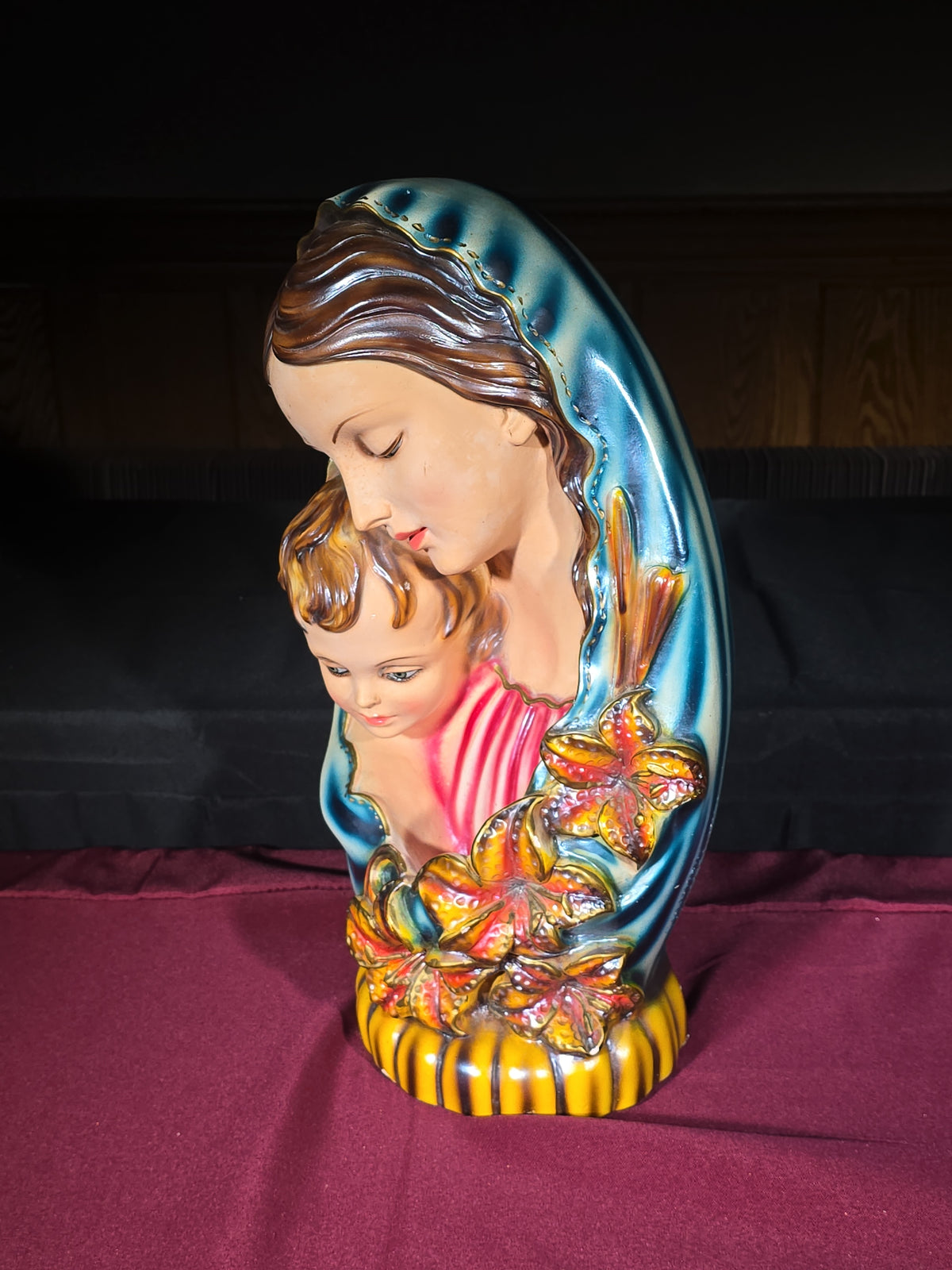 Vintage Chalkware Madonna and Child Lamp, Manufactured by Columbia Statuary Inc., Made in Italy, 1966