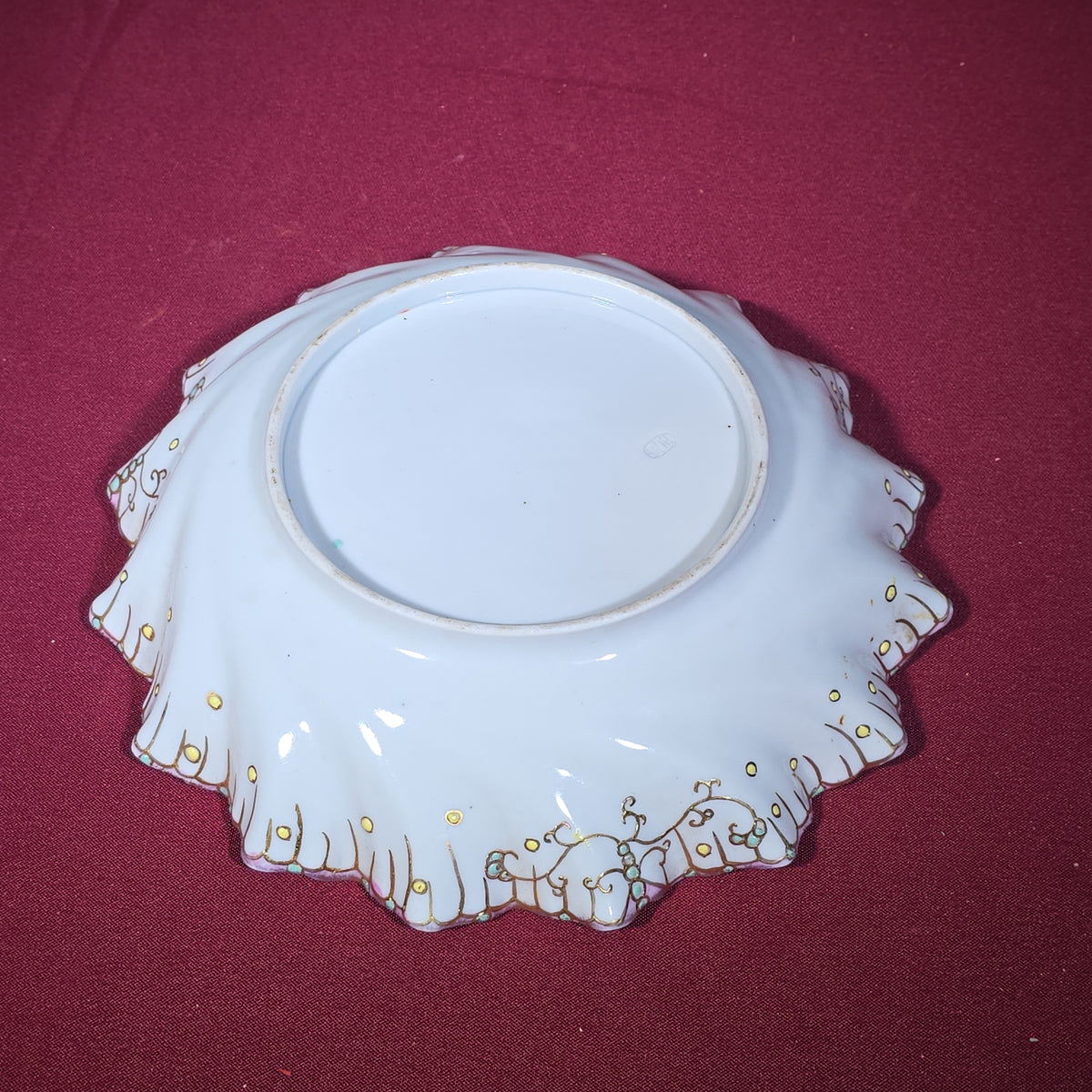 Antique Japanese Hand-Painted Porcelain Swirl Bowl with Gold Trim and Enameled Decoration