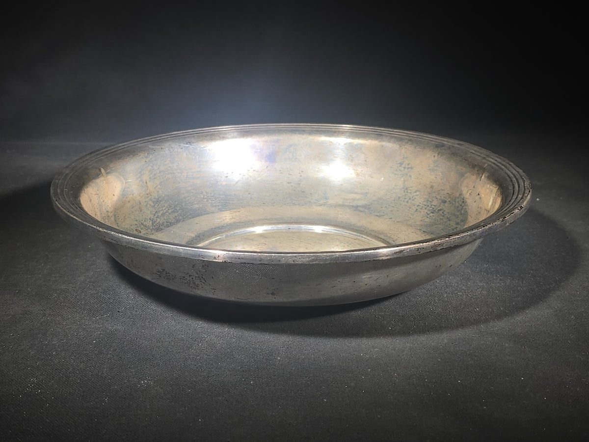 Sterling Silver Bowl with Concentric Ring Rim, Hallmarked with Lion Passant, Pattern Number 84