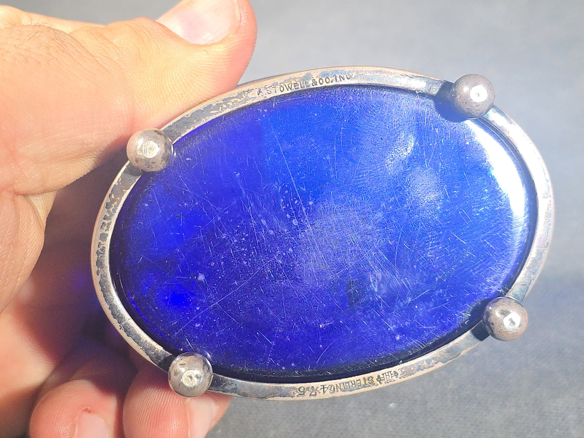 Pair of Antique Sterling Silver Open Salt Cellars with Cobalt Blue Glass Liners and Pierced Baskets, Retailed by A. Stowell & Co. Inc., Monogrammed