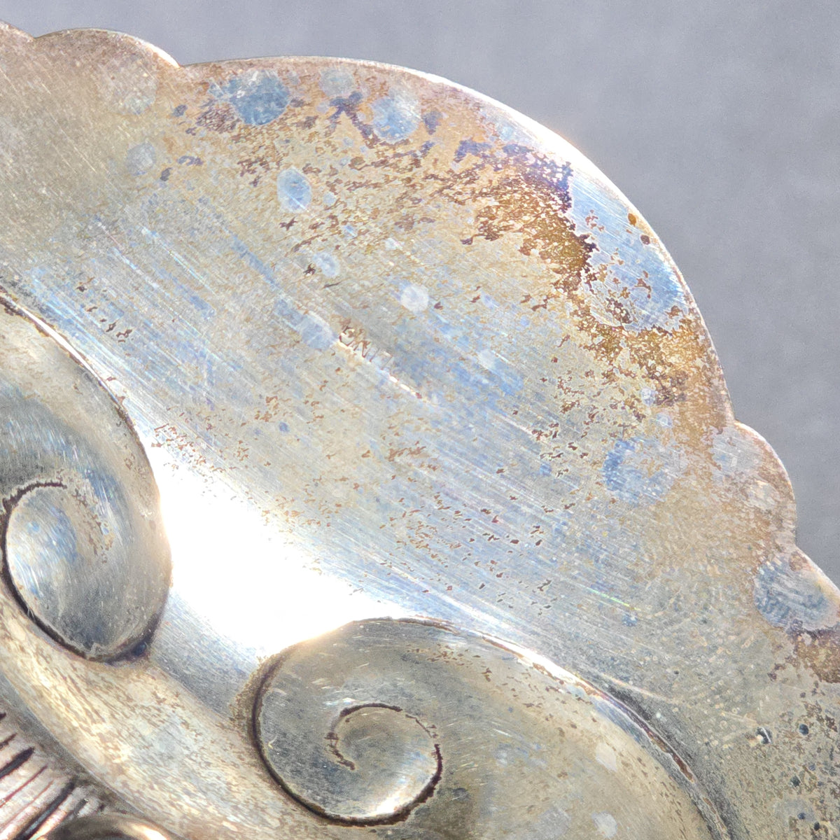 Sterling Silver Footed Scallop Shell Dish with Three Ball Feet