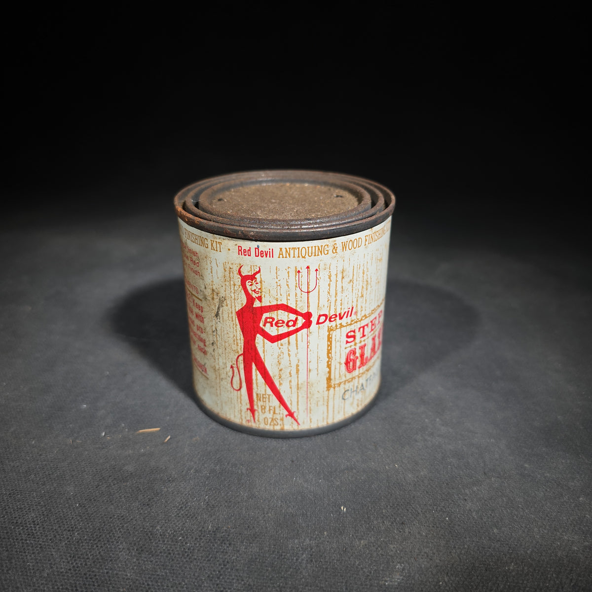 Pair of Vintage Red Devil Latex Antiquing and Wood Finishing Paint Cans in English Walnut and Chateau Blue, Manufactured by Red Devil Paints, Inc., Mount Vernon, New York