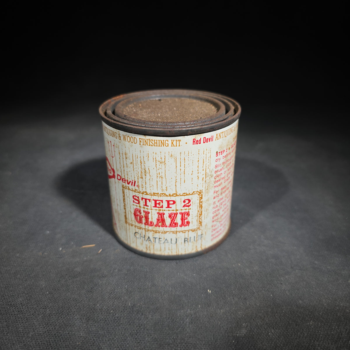 Pair of Vintage Red Devil Latex Antiquing and Wood Finishing Paint Cans in English Walnut and Chateau Blue, Manufactured by Red Devil Paints, Inc., Mount Vernon, New York