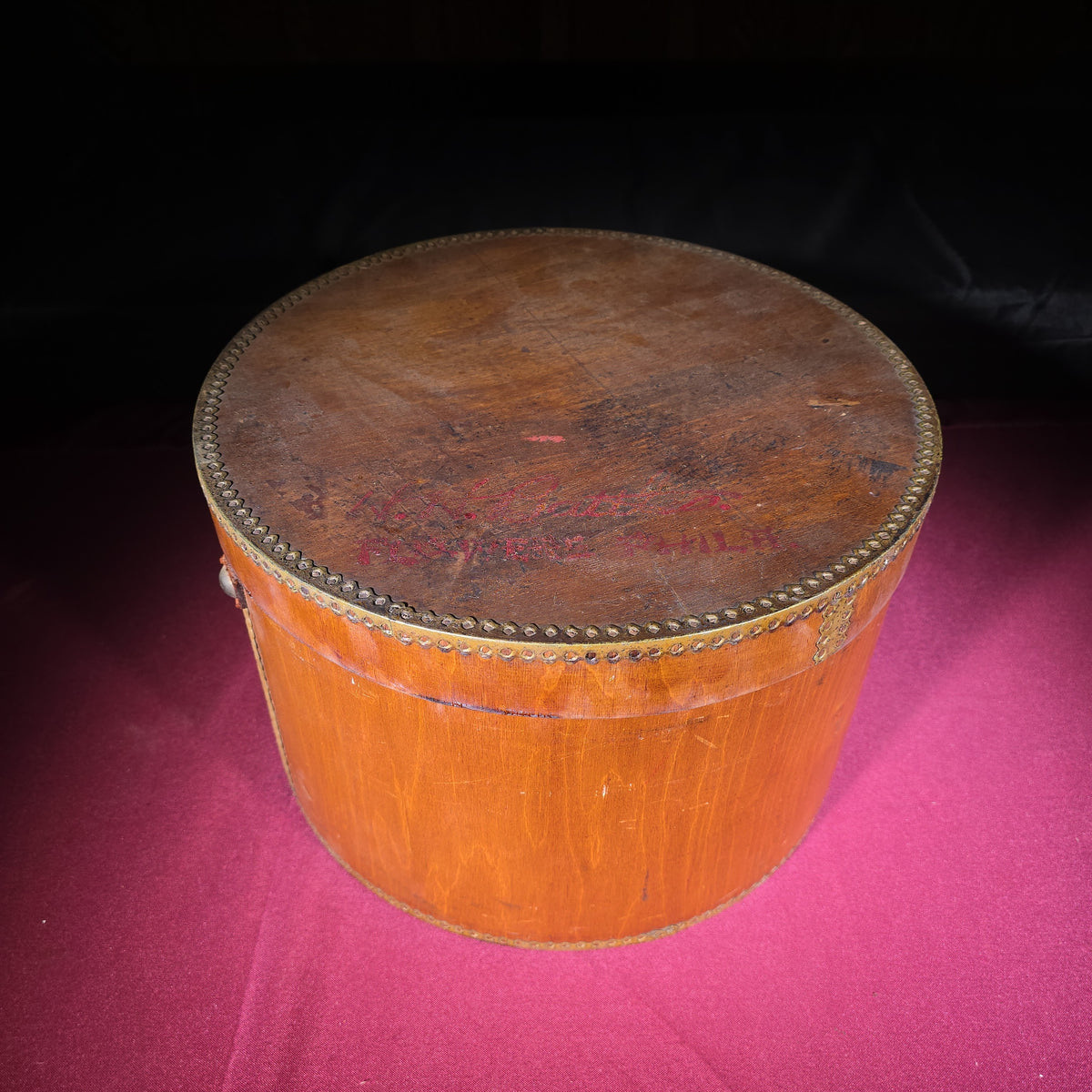 Antique Wooden Hat Box from H.H. Battles Flowers, Philadelphia, Pennsylvania