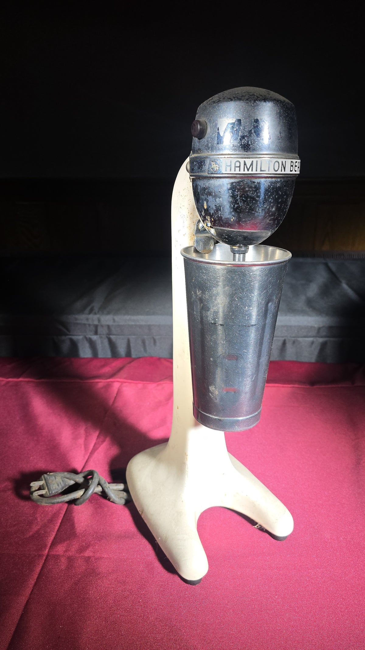 Vintage Hamilton Beach Model 33 Milkshake Mixer with Cup