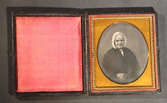 Antique 1/6th Plate Daguerreotype Photograph of an Elderly Woman in a White Bonnet and Dark Dress, Full Intact Leatherette Case