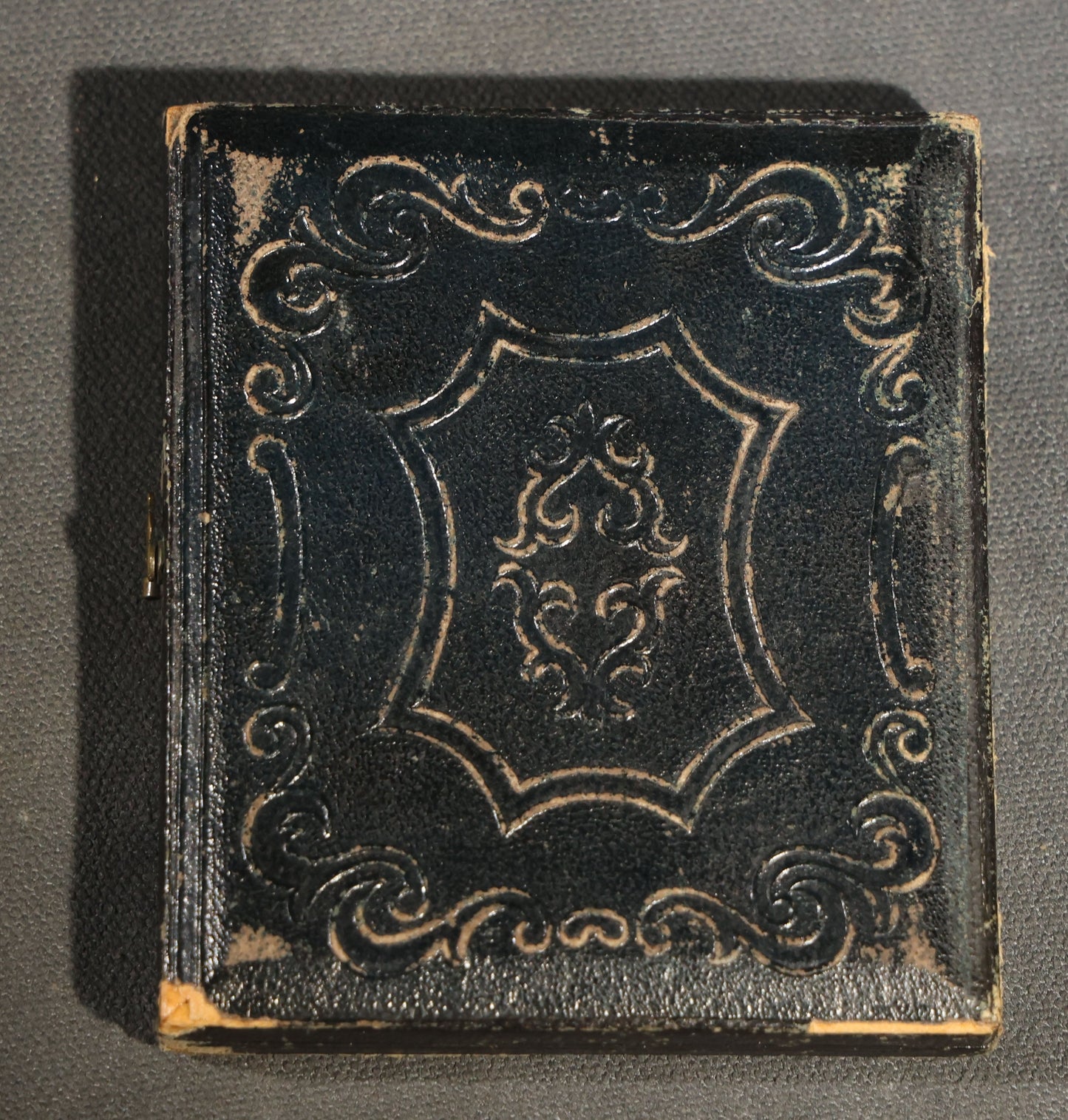 Antique 1/6th Plate Daguerreotype Photograph of an Elderly Woman in a White Bonnet and Dark Dress, Full Intact Leatherette Case