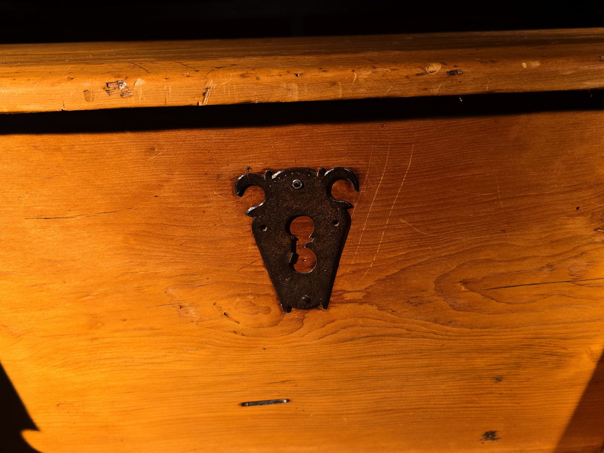 Antique Pine Dovetailed Dough Box on Stand with Iron Escutcheon