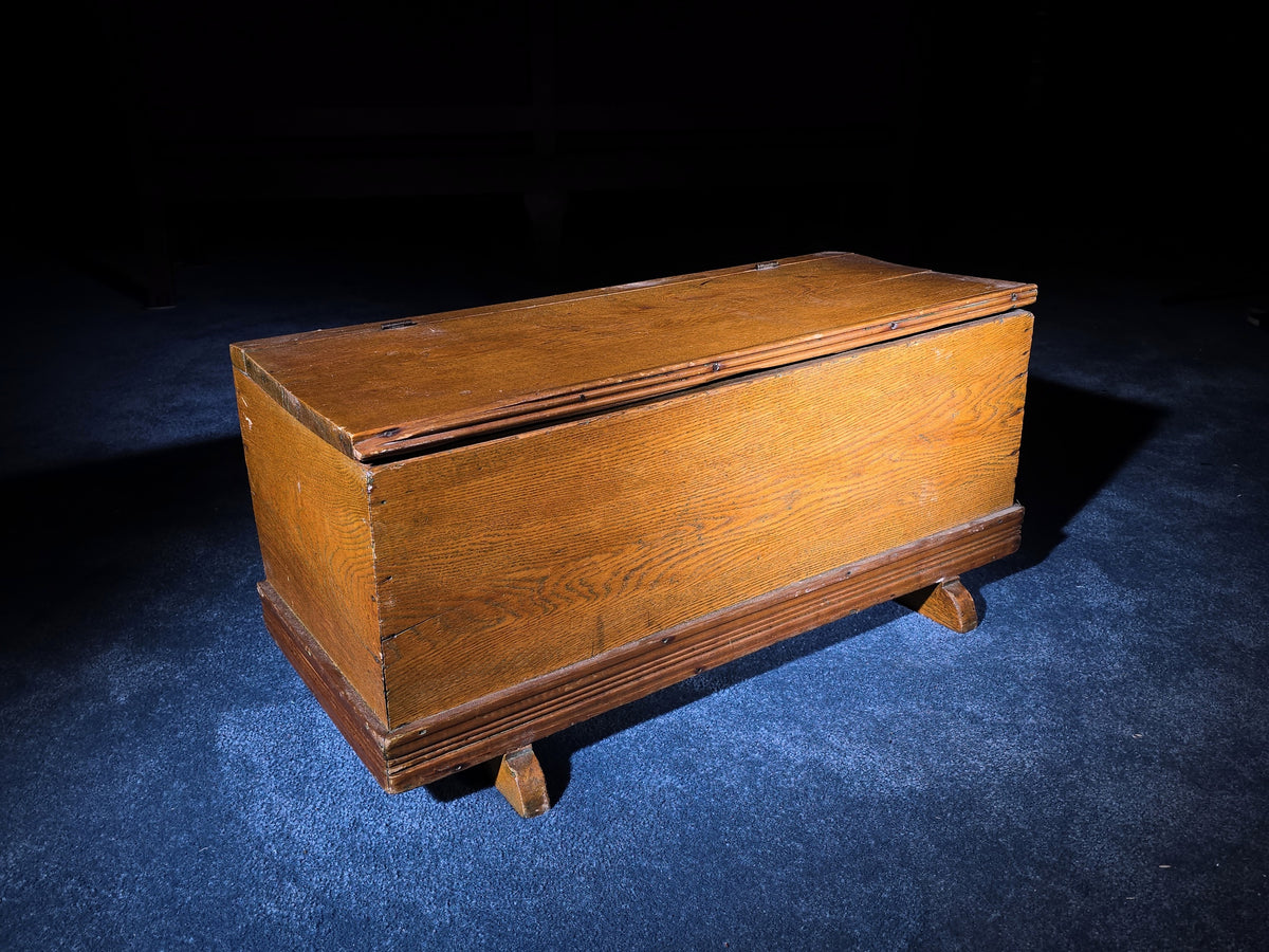 Antique Oak Blanket Chest on Shoe Feet