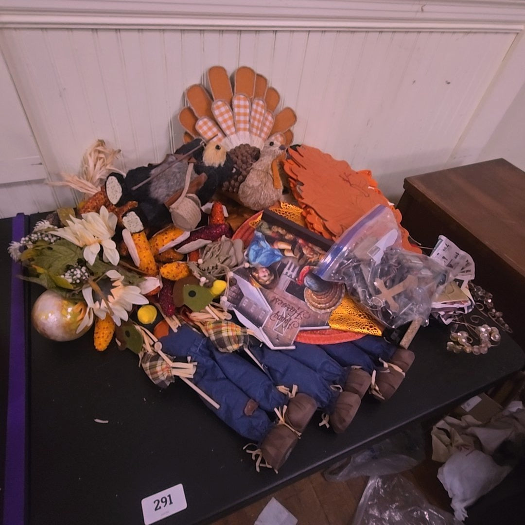 half table grouping with modern Thanksgiving decor