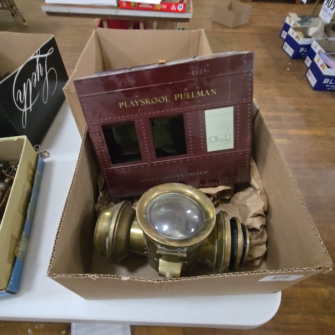 box lot with car lamp and Playskool Pullman