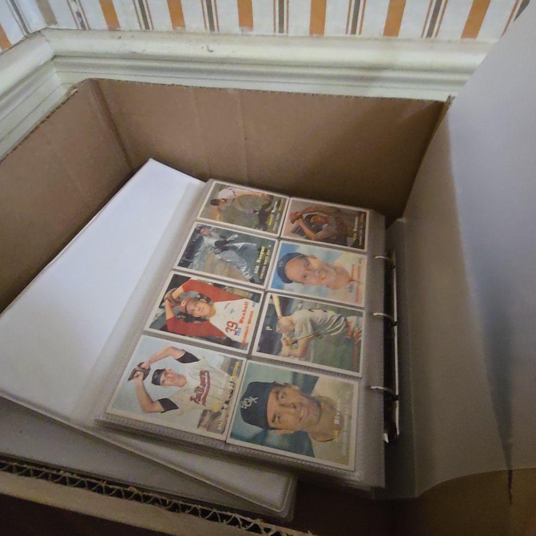 box lot with binders of baseball and sports cards