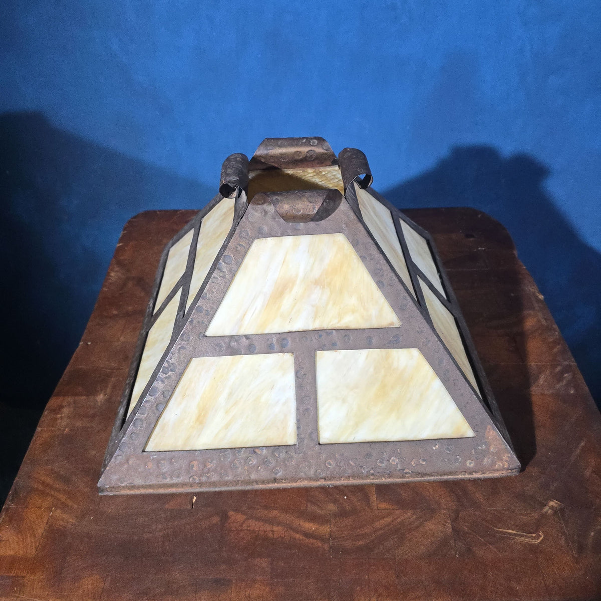 Antique Arts and Crafts Slag Glass Table Lamp with Pyramidal Shade and Cast Metal Base