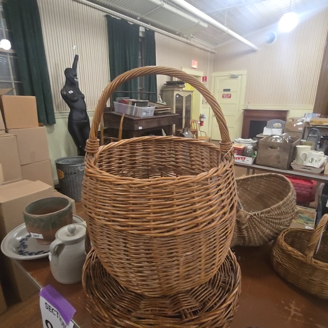 large basket with handle