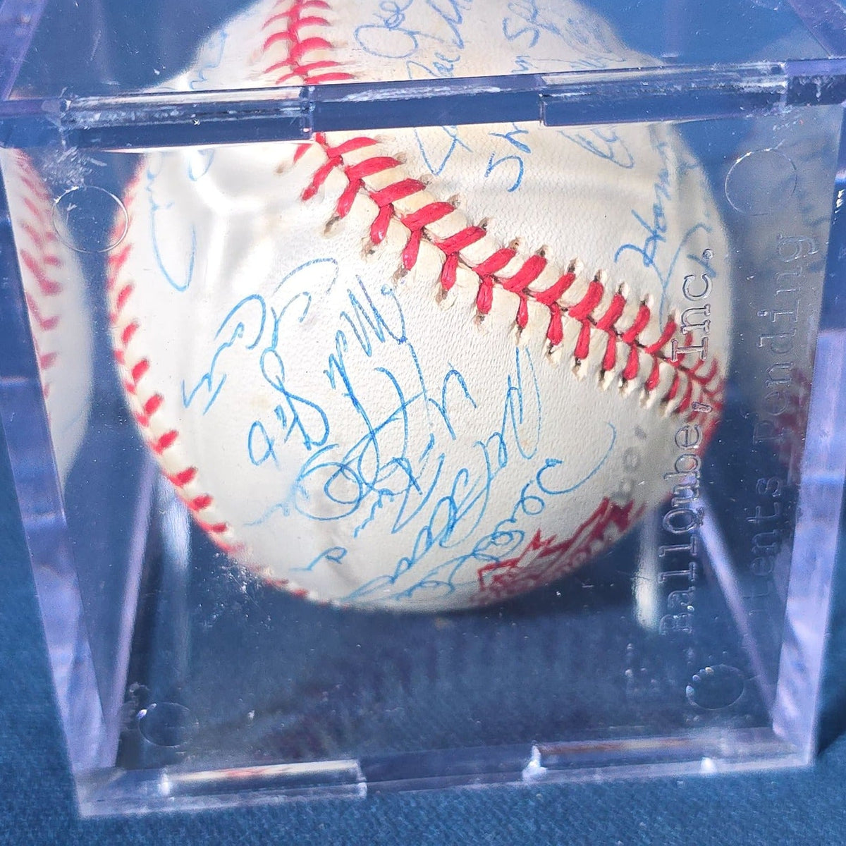 Vintage 1998 New York Yankees Team-Signed Rawlings Official World Series Baseball in BallQube Display Case with Certificate of Authenticity