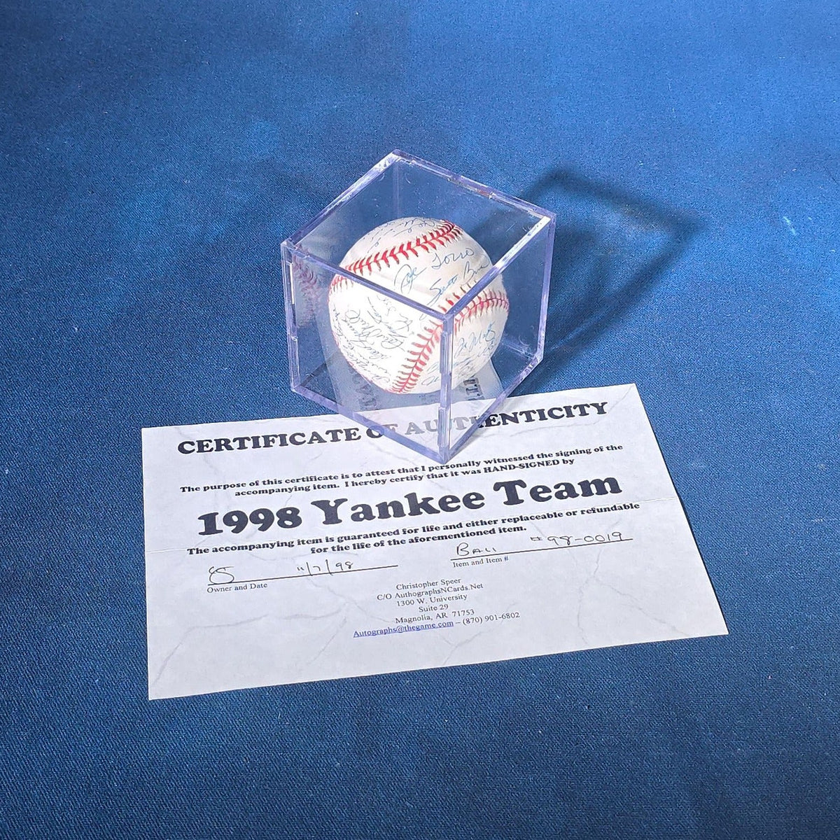 Vintage 1998 New York Yankees Team-Signed Rawlings Official World Series Baseball in BallQube Display Case with Certificate of Authenticity