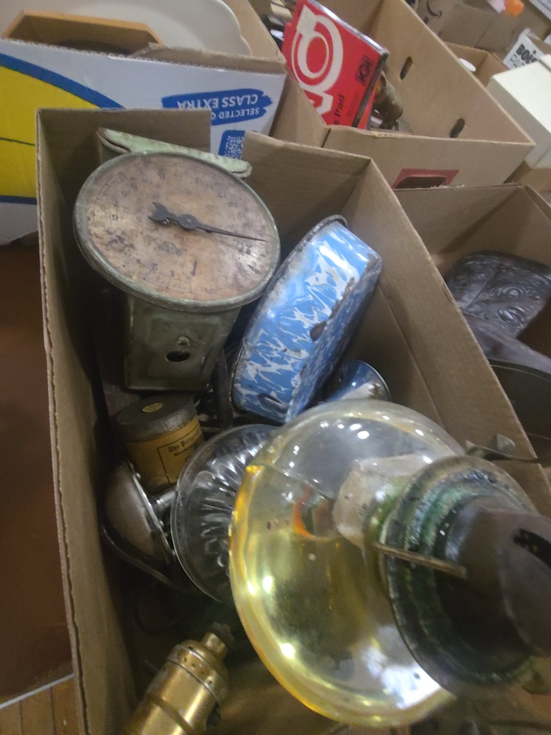 box lot of kitchenware and more including lamp car horn and scale