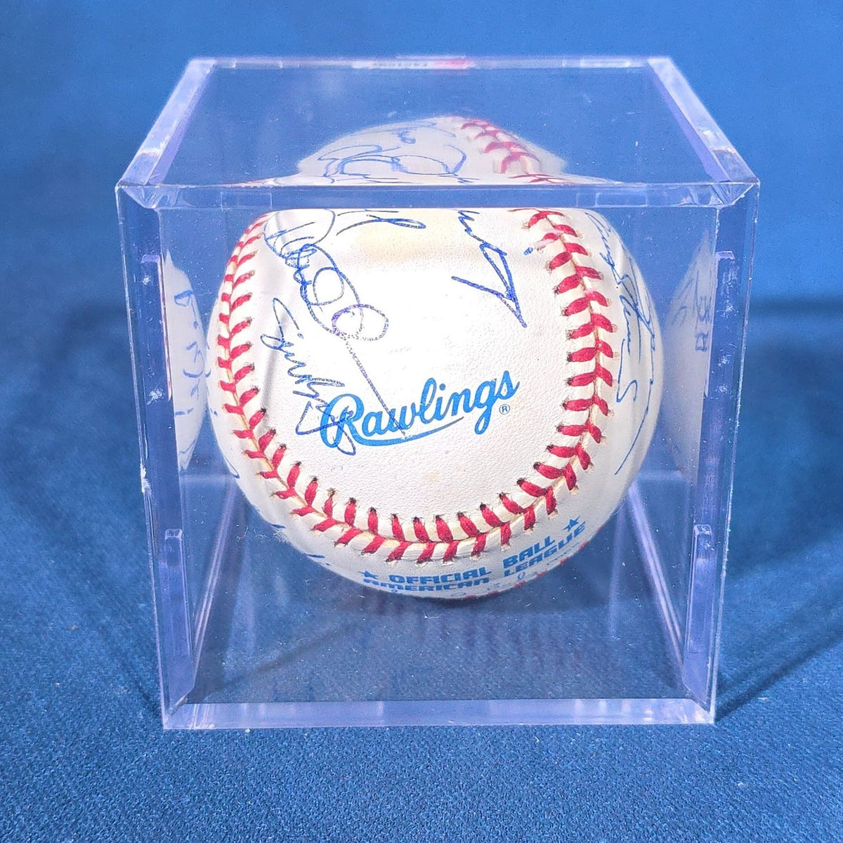 Vintage 1999 New York Yankees Team-Signed Rawlings Official American League Baseball with A & S Sports Certificate of Authenticity