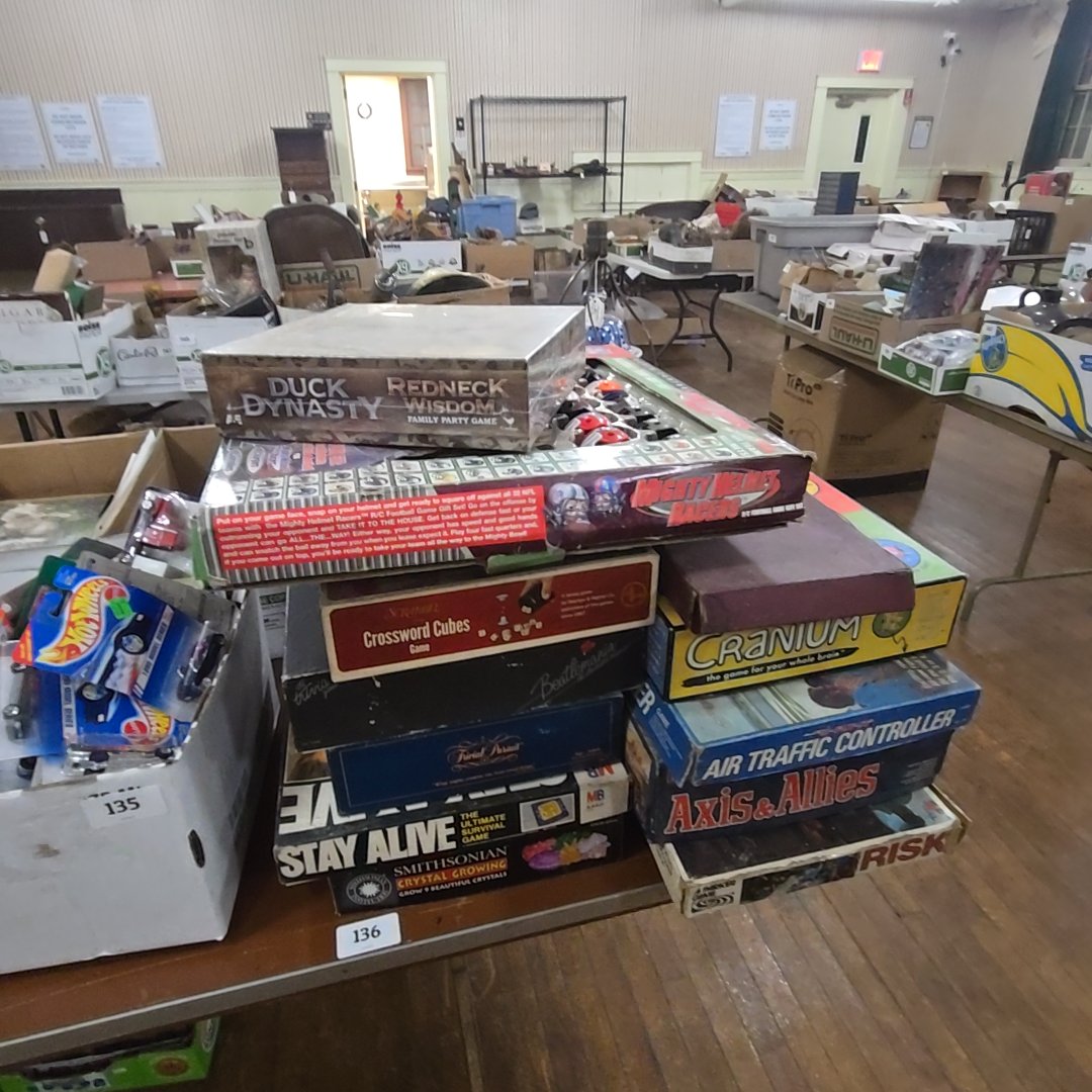 table grouping with many board games