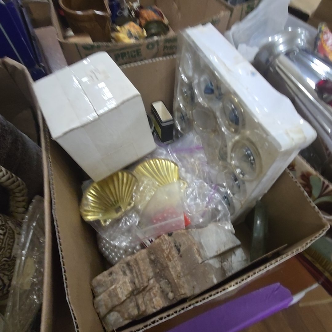 box lot of miscellaneous jewelry making supplies