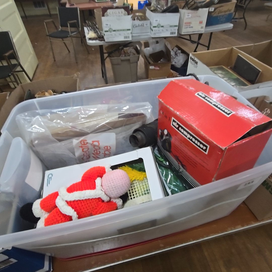 box lot with knitting accessories