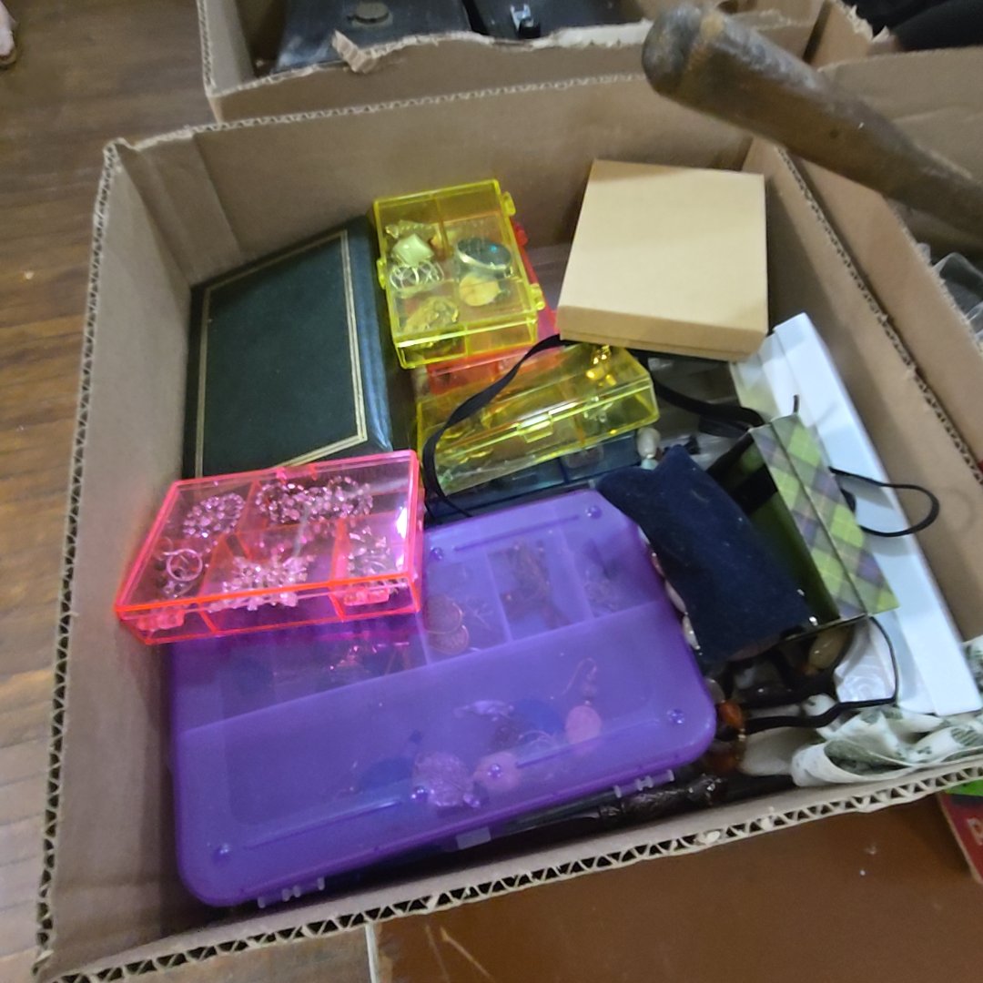box lot of miscellaneous jewelry findings