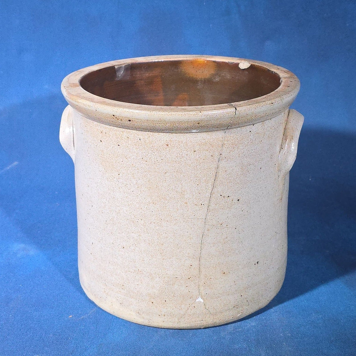 Antique Salt-Glazed Stoneware Crock with Blue Stenciled Clasped Hands Design, Attributed to Somerset Potters Works, Somerset, Massachusetts, Circa 1847-1891