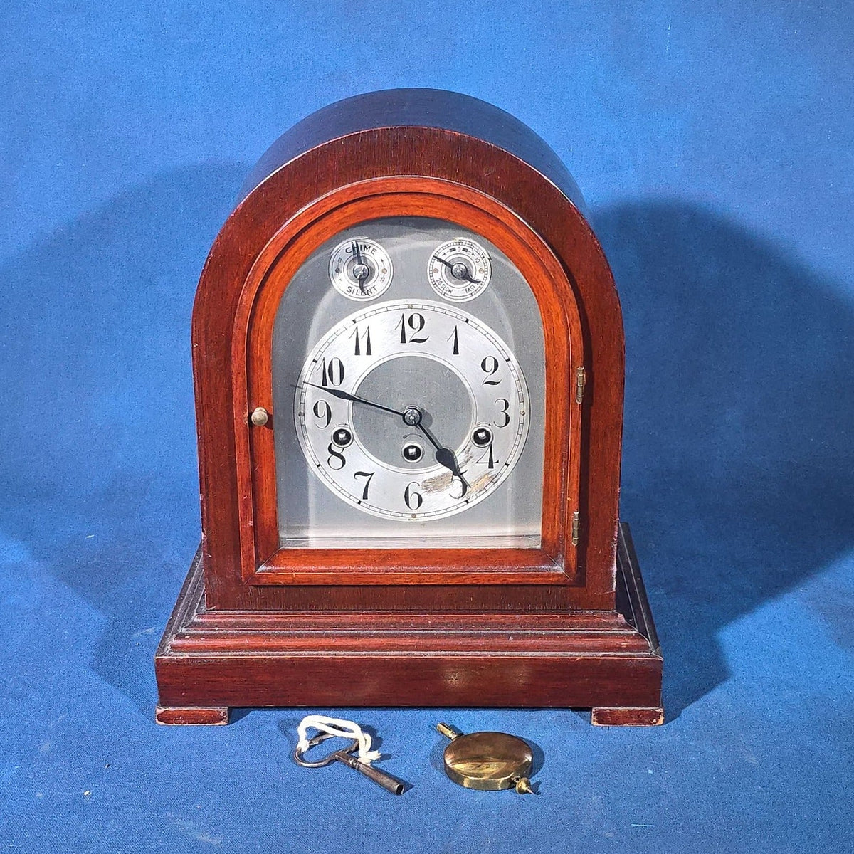 Antique German Mahogany Beehive Mantel Clock with Chime, Manufactured by Junghans, with Key and Pendulum
