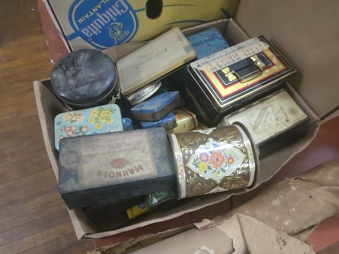 small box lot of Tins