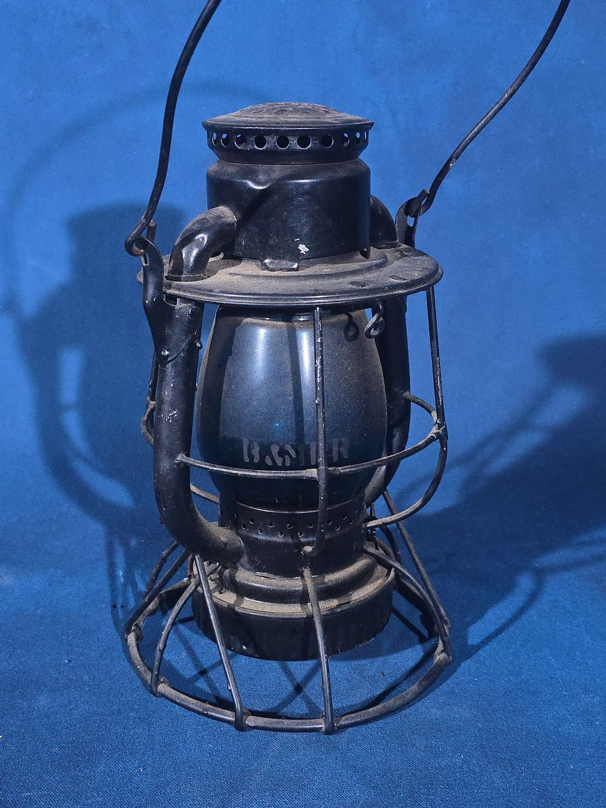 Antique Dietz Vesta Railroad Lantern, New York, U.S.A., Boston and Maine Railroad with Blue Globe