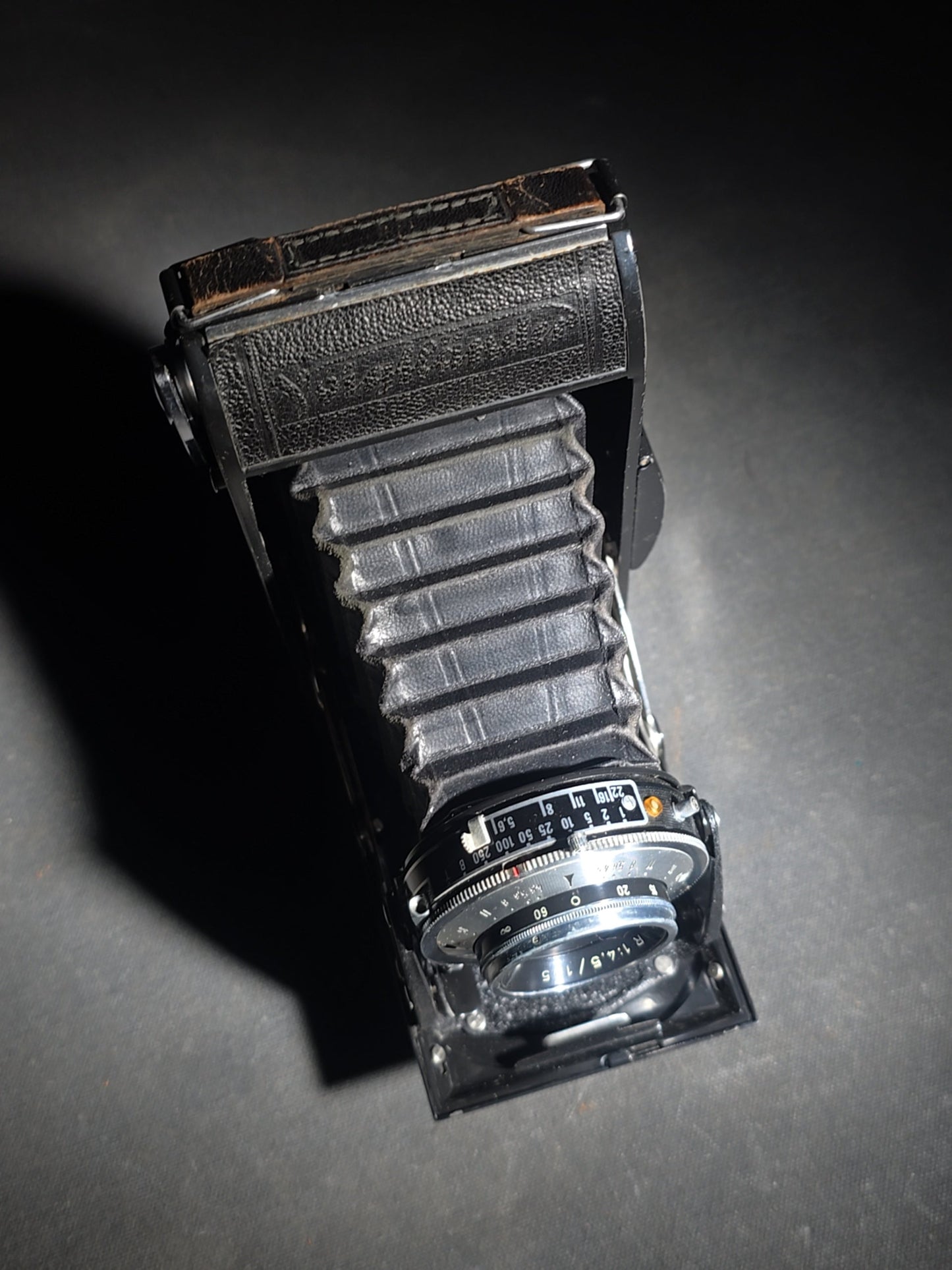 Vintage Voigtlander Folding Camera with Vaskar 1:4.5/105 Lens and Prontor-S Shutter