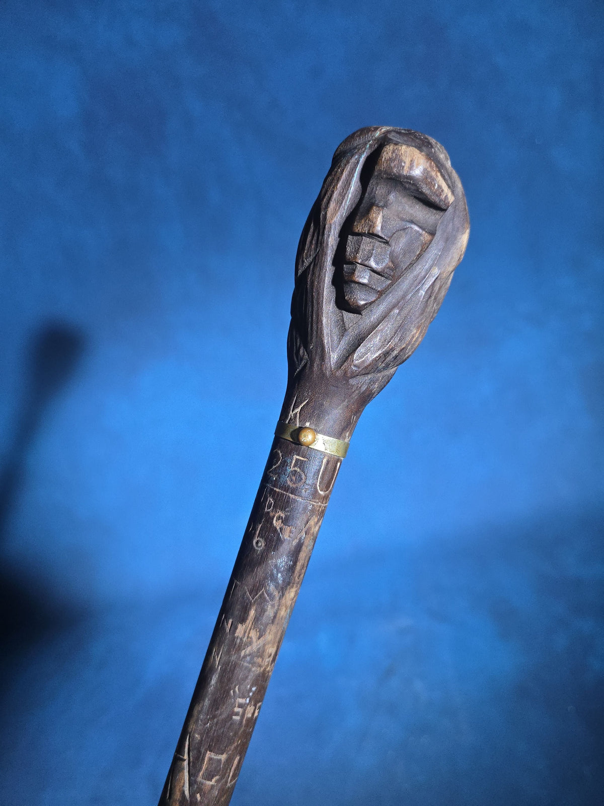Antique Hand-Carved Walking Stick with Old Man of the Mountain Handle, Brass Collar, Named to Jack Dyer, Carved Signatures and Inscriptions, Dated 1925